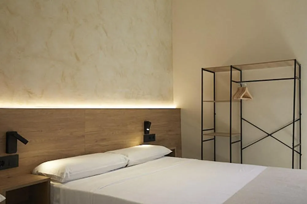 Ella Hostel Boqueria Barcelona 2*,  Spain