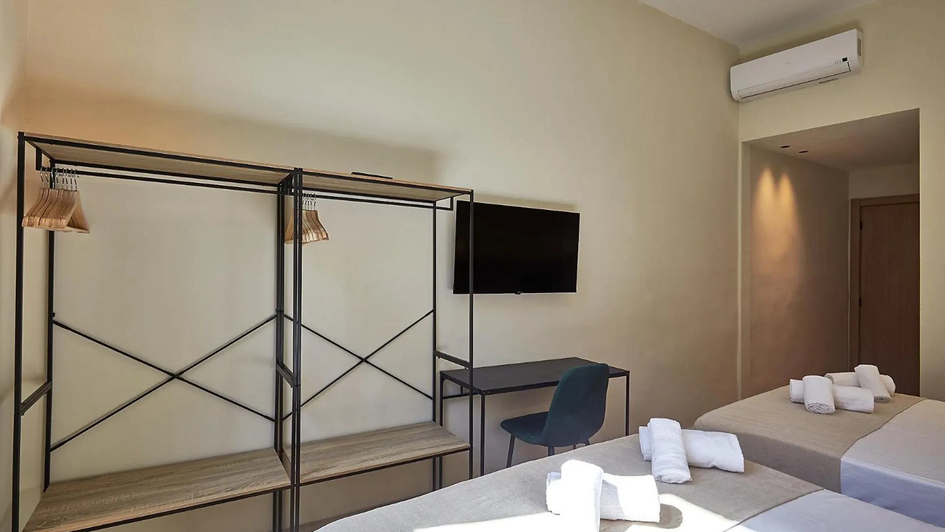 Ella Hostel Boqueria Barcelona Guest house