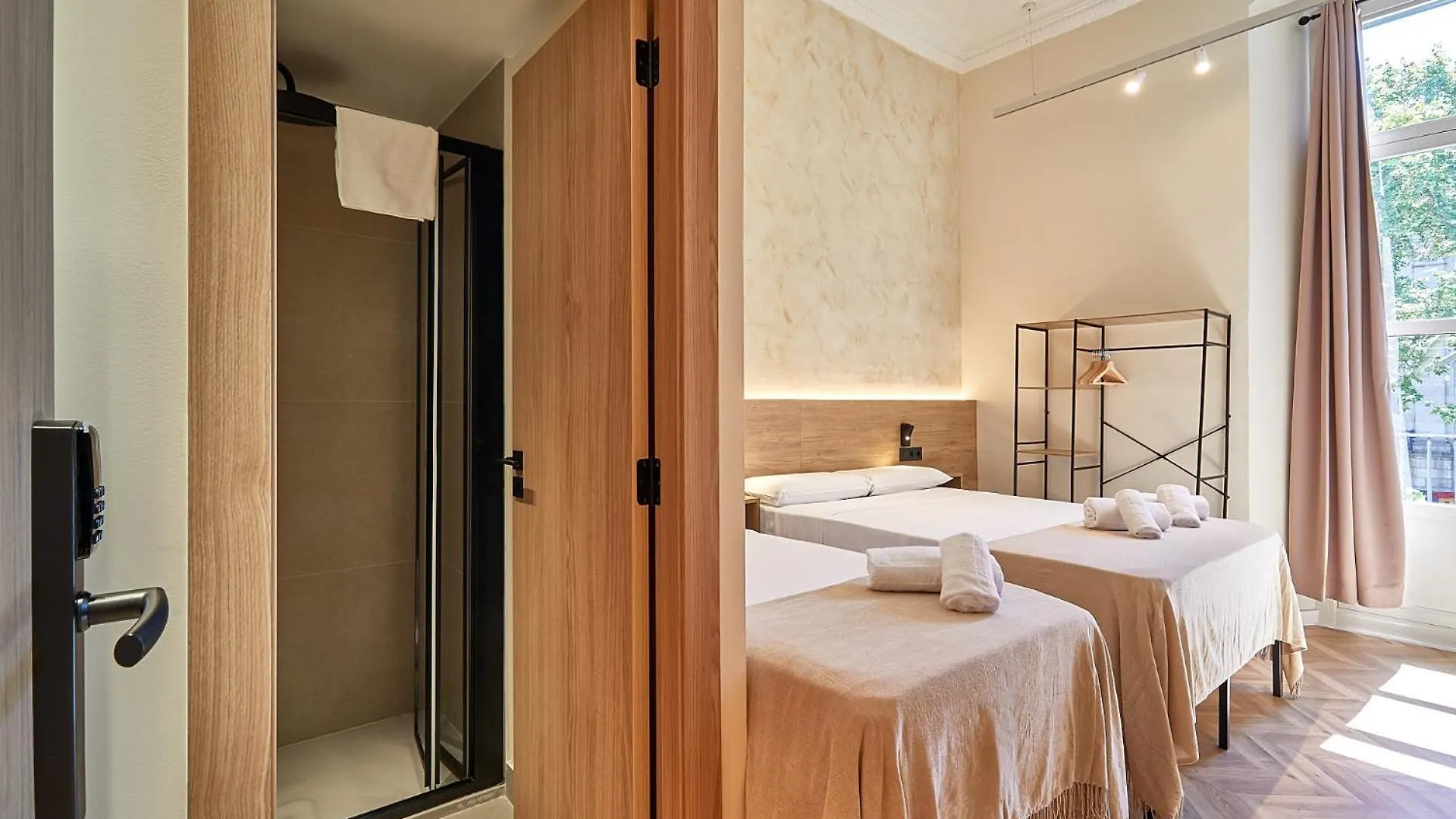 Ella Hostel Boqueria Barcelona Guest house