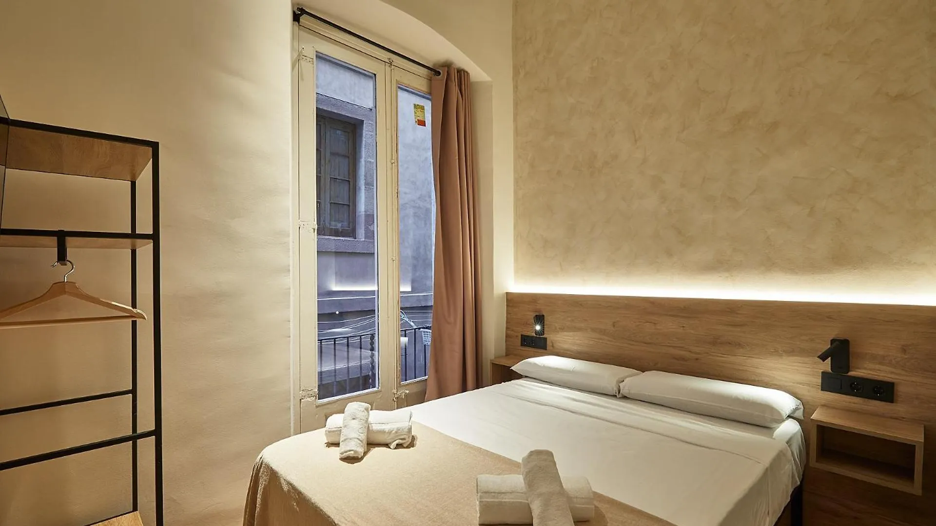 Guest house Ella Hostel Boqueria Barcelona