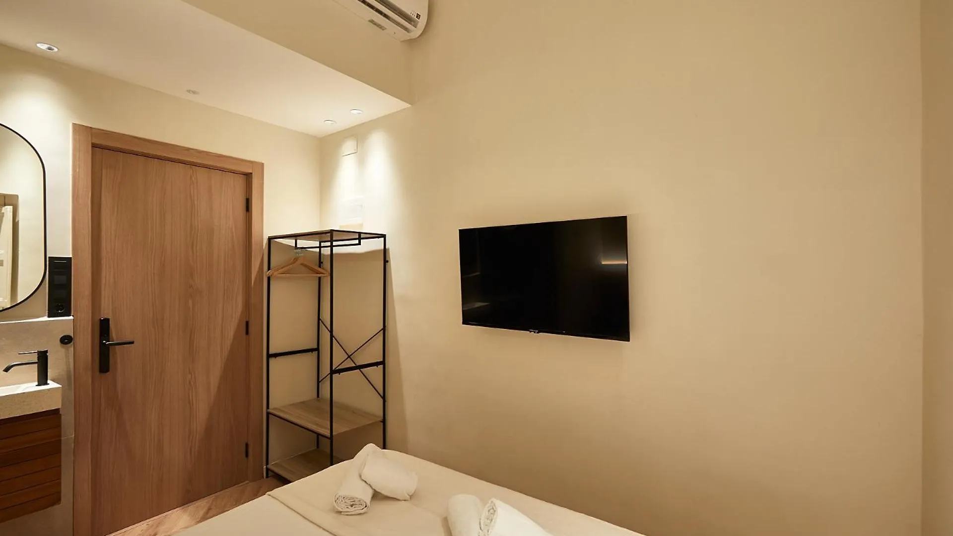 ** Guest house Ella Hostel Boqueria Barcelona Spain