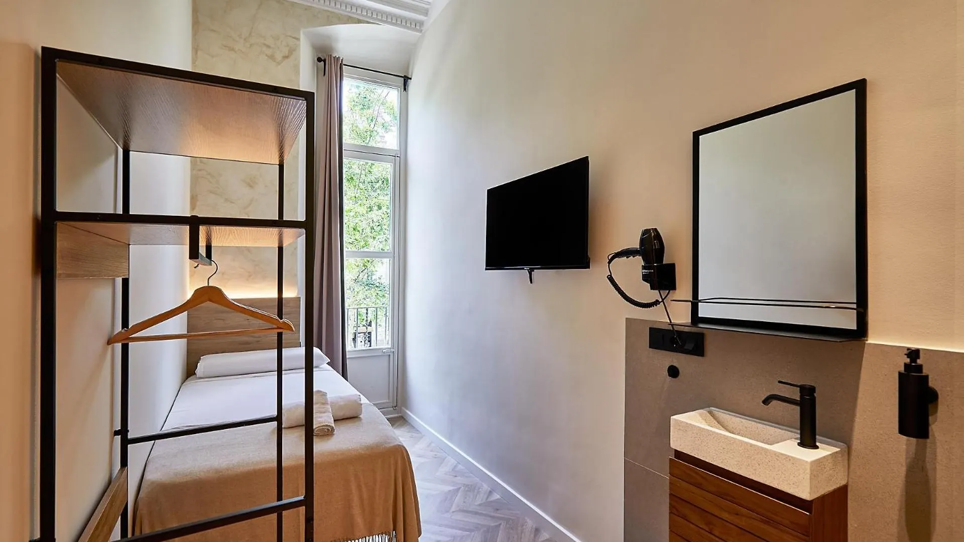 Ella Hostel Boqueria Barcelona Guest house