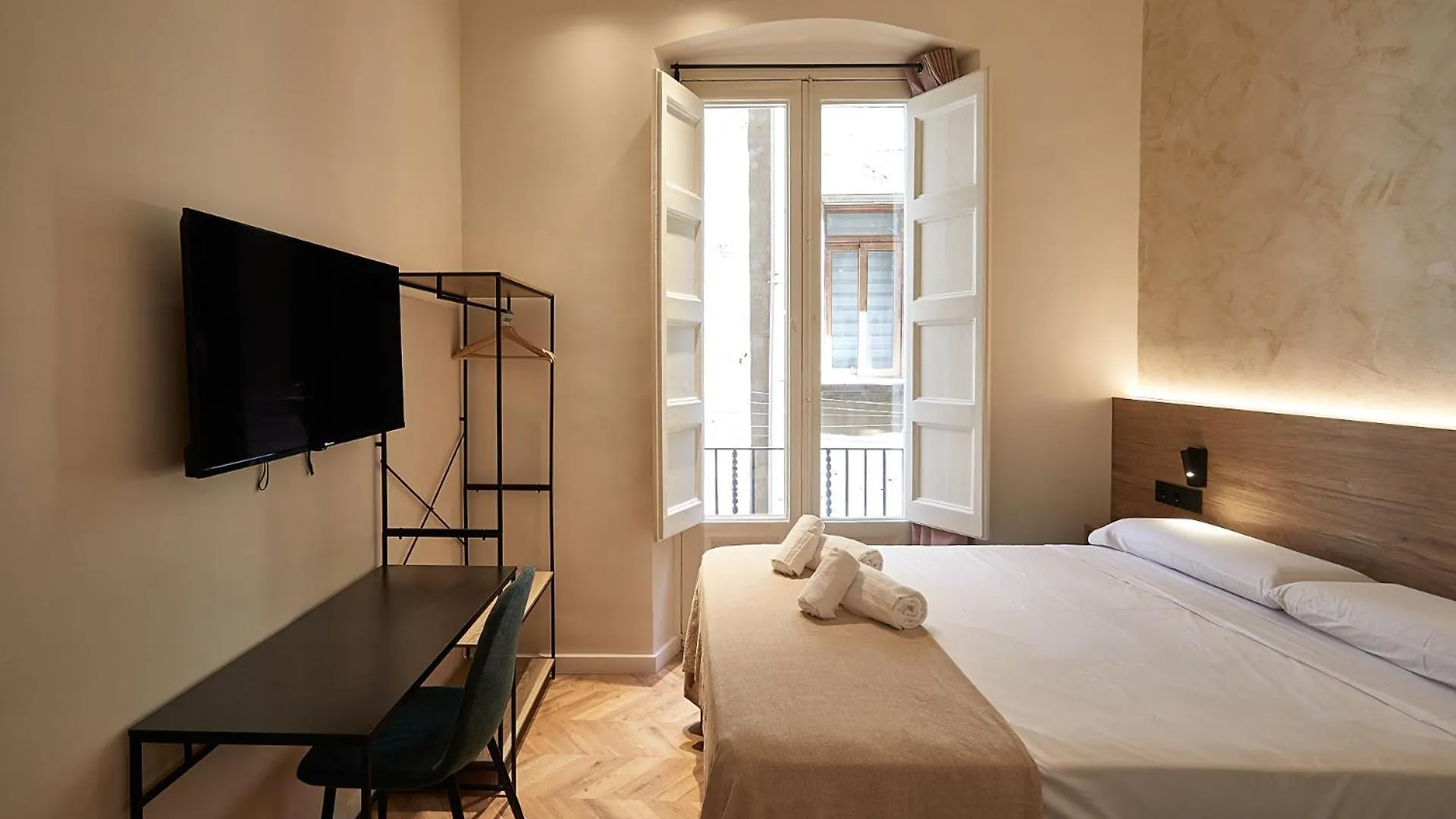 Gæstehus Ella Hostel Boqueria Barcelona