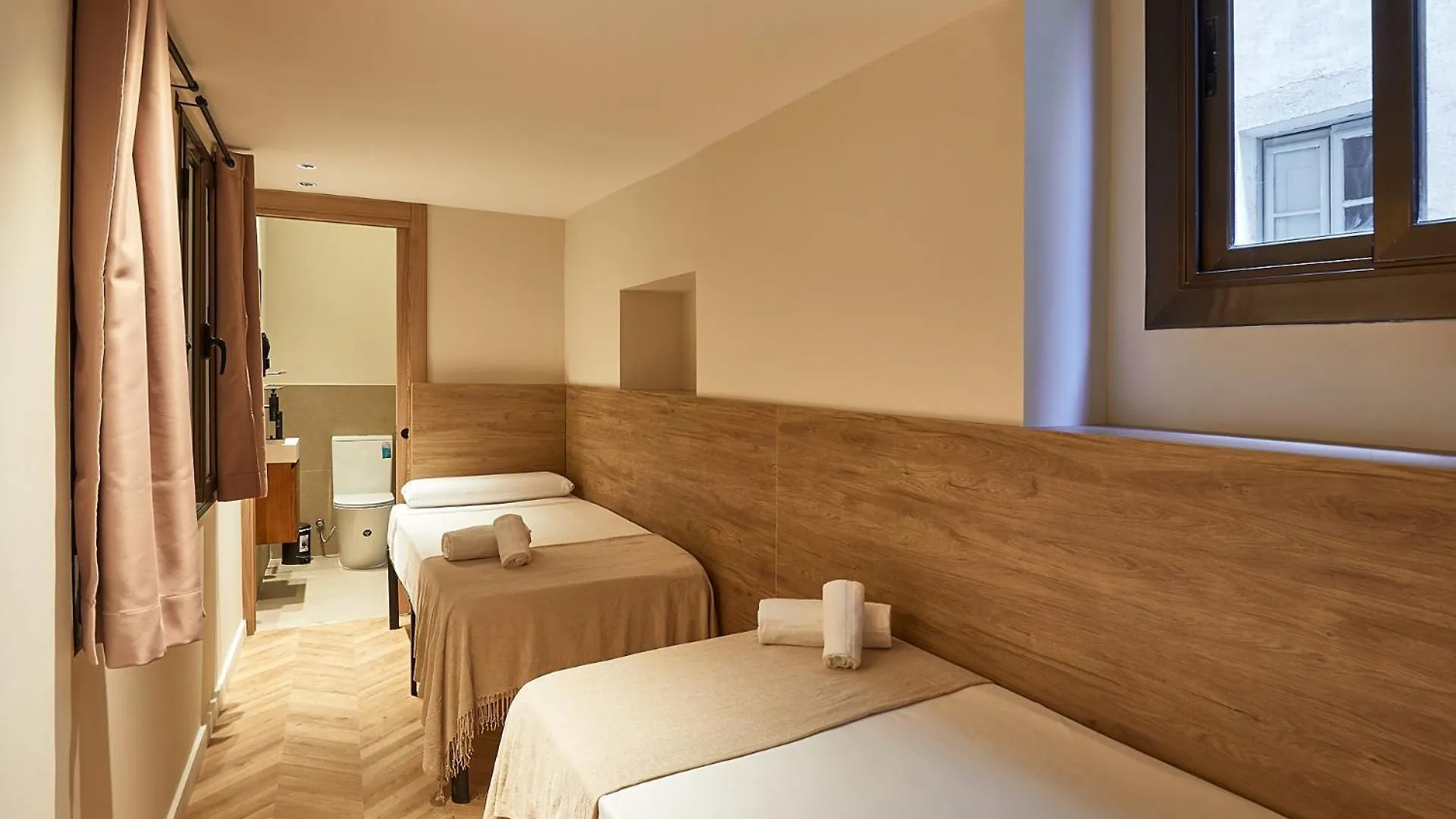 Ella Hostel Boqueria Barcelona Guest house
